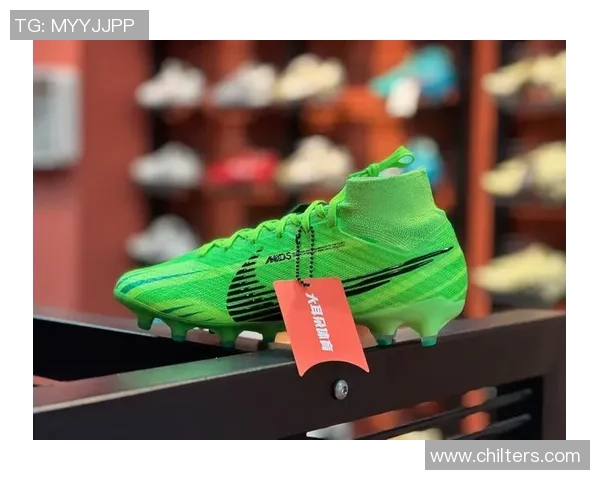 刺客15绿色球星足球鞋极速快感革新设计引领赛场风潮 刺客15绿色球星足球鞋极速快感革新设计引领赛场风潮